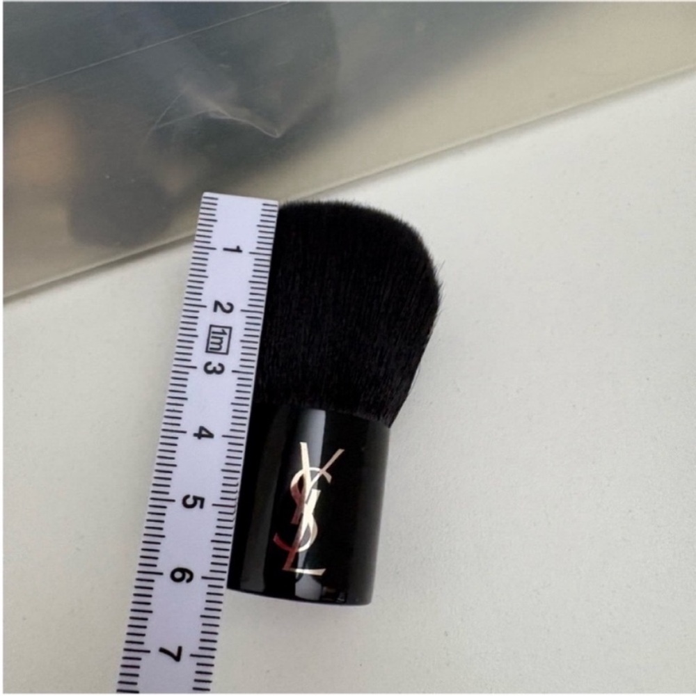 Yves Saint Laurent Black Mini Brush - Picture 6 of 6